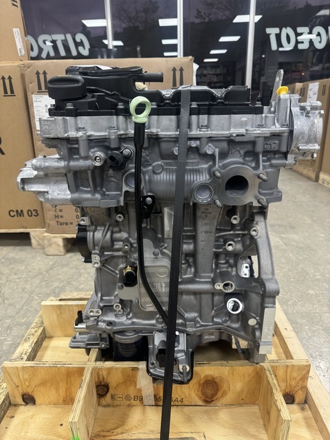 PSA 1627638180 | Peugeot 3008 P84E Komple Motor 1.2 Puretech ( 130BG ) Orjinal